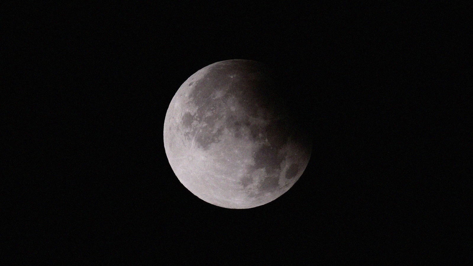 Eclipse lunaire partielle du 28 aout 2026 comment l